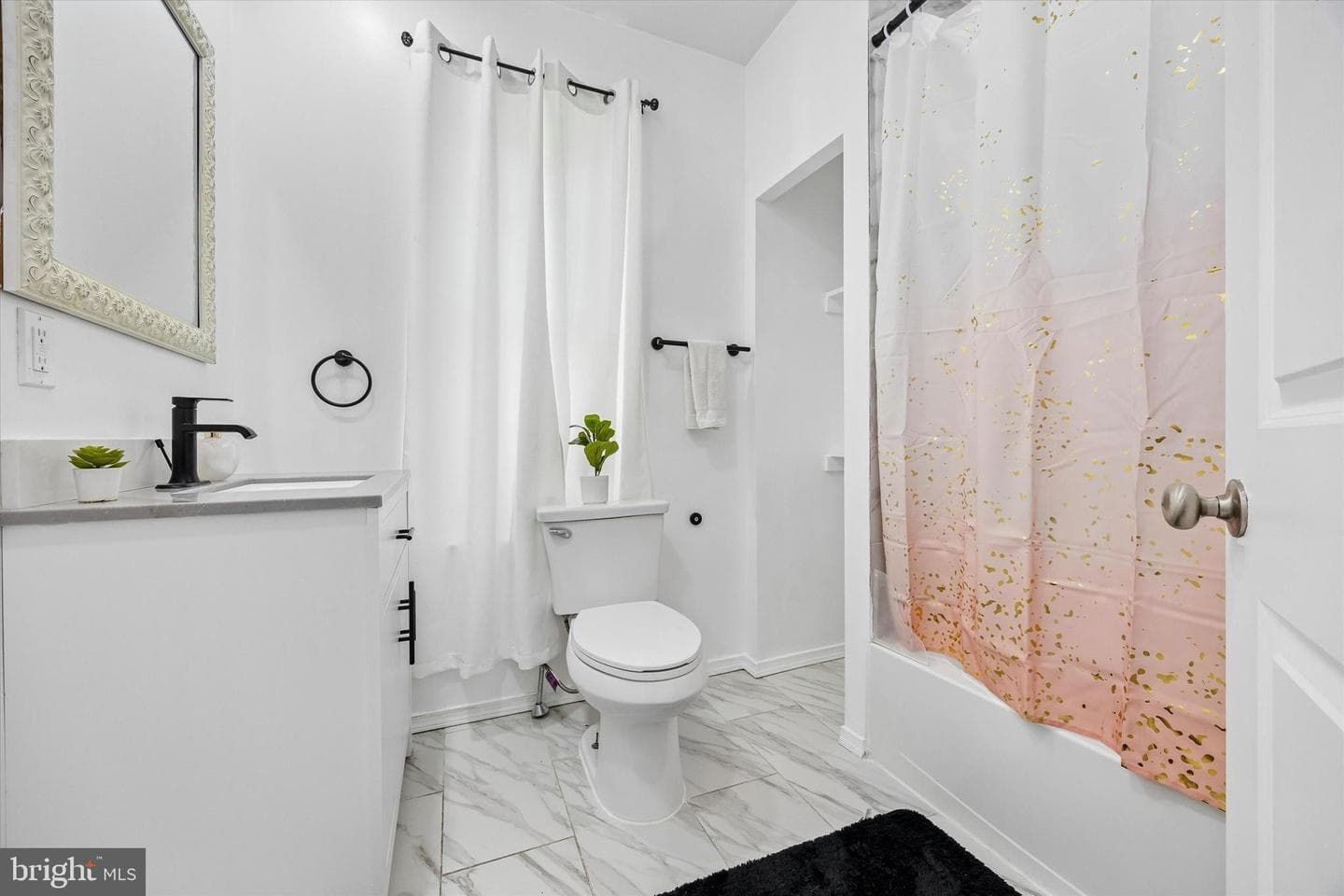 2308 Nicholas Street photo 13