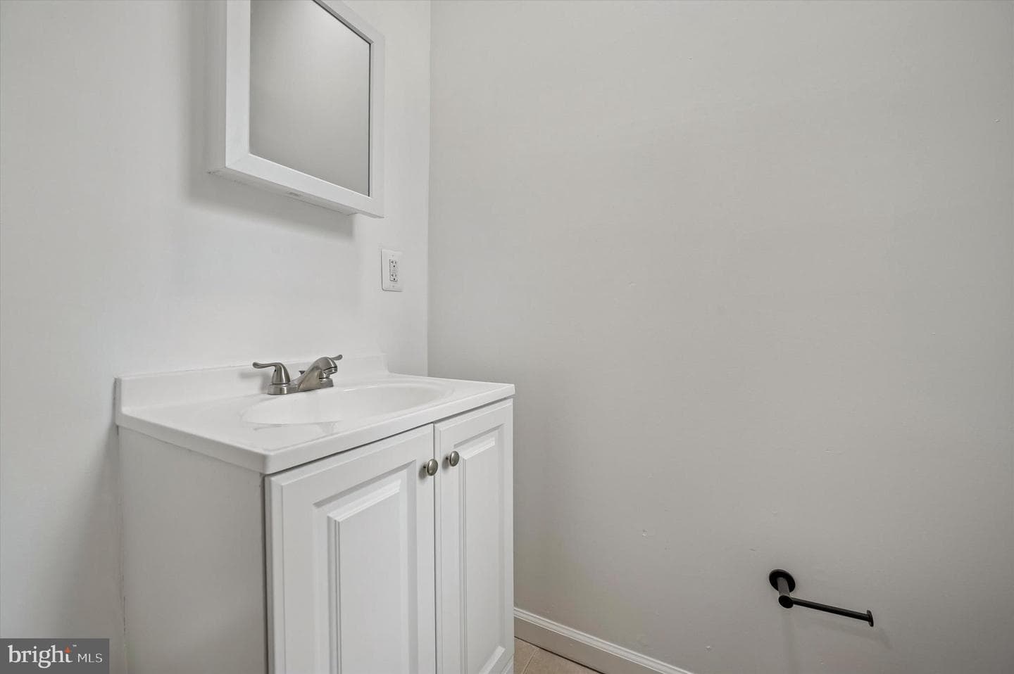 5622 Walton Avenue photo 10