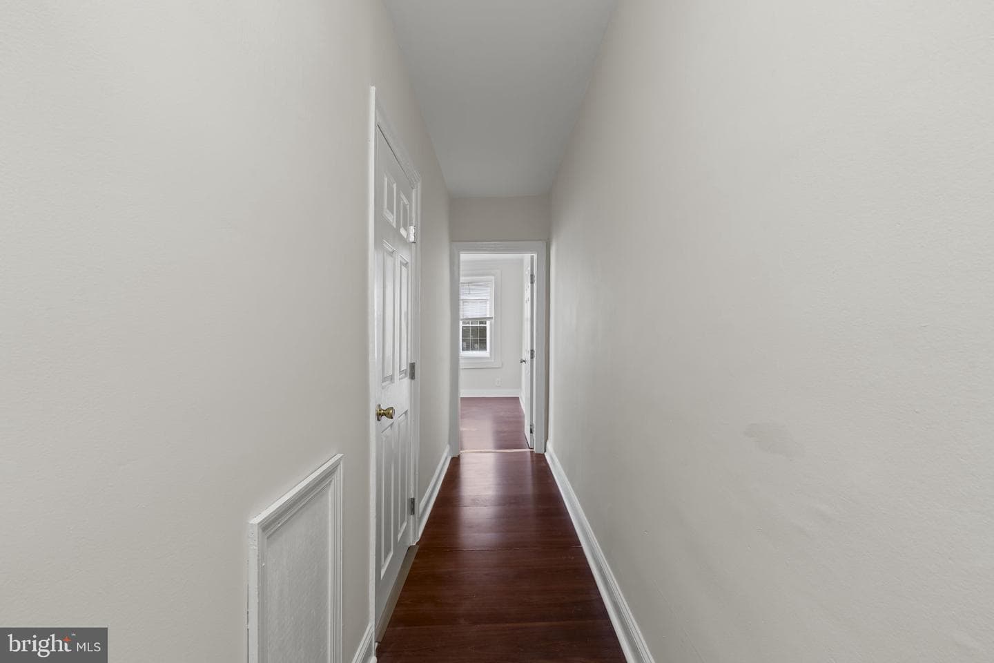 2054 Mckean Street photo 16
