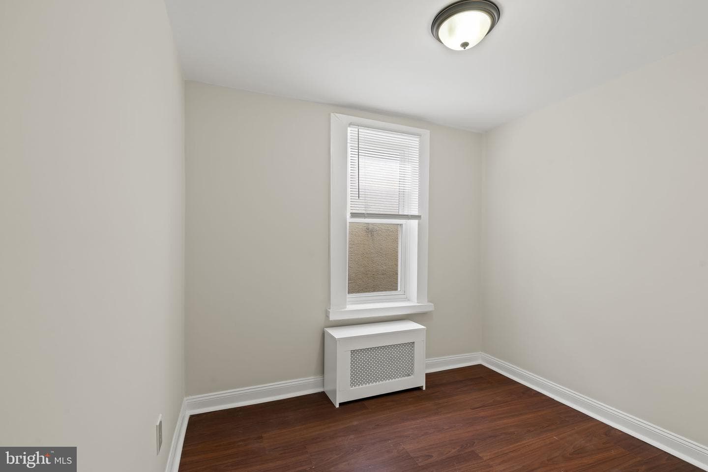2054 Mckean Street photo 17
