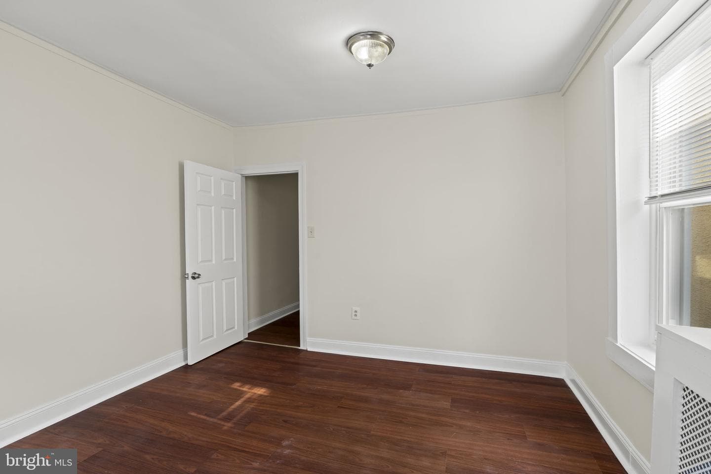 2054 Mckean Street photo 19