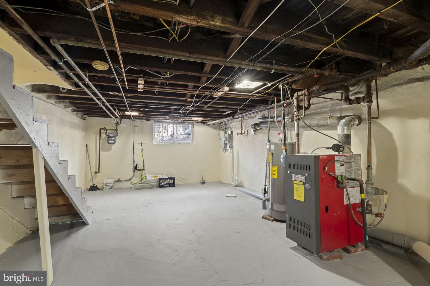 2054 Mckean Street photo 35