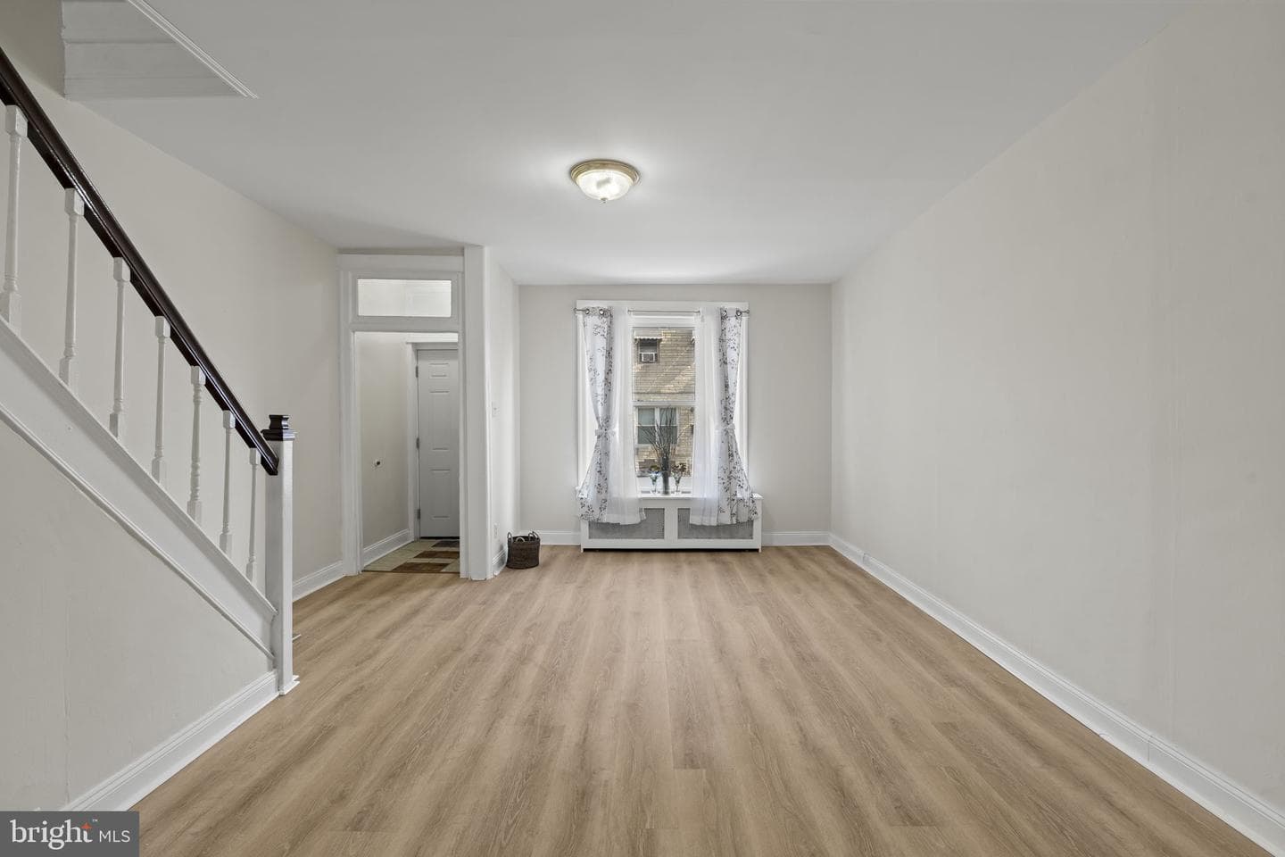 2054 Mckean Street photo 7