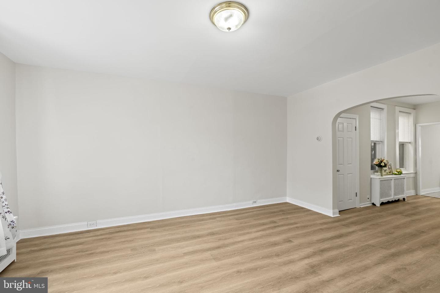 2054 Mckean Street photo 8