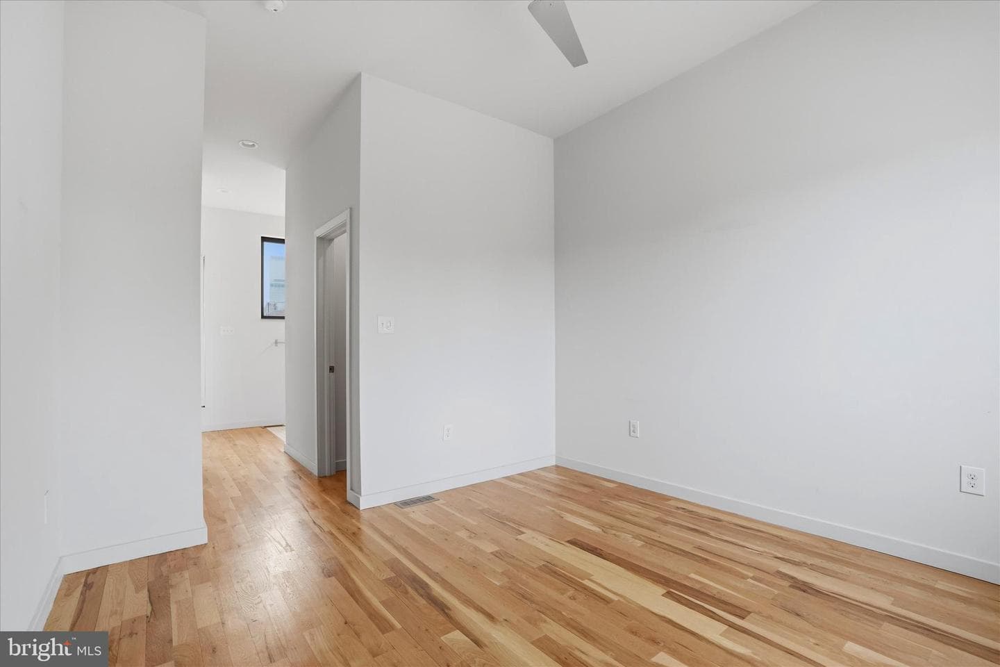 1734 Folsom Street photo 20