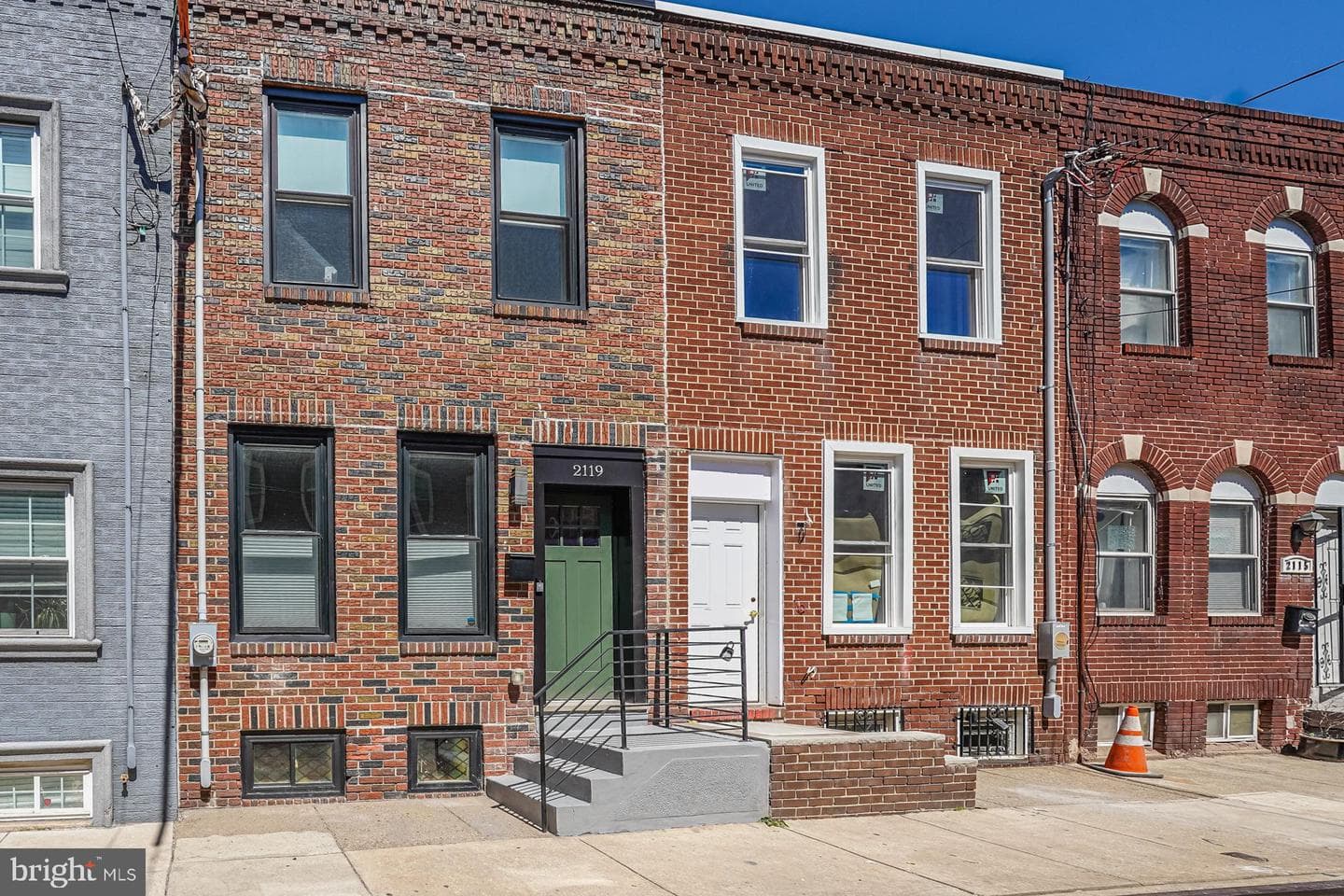 2119 Sears Street photo 2