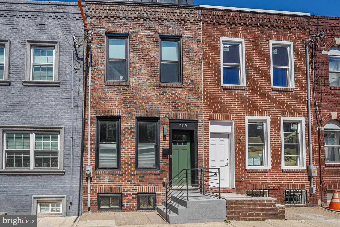 2119 Sears Street photo 3