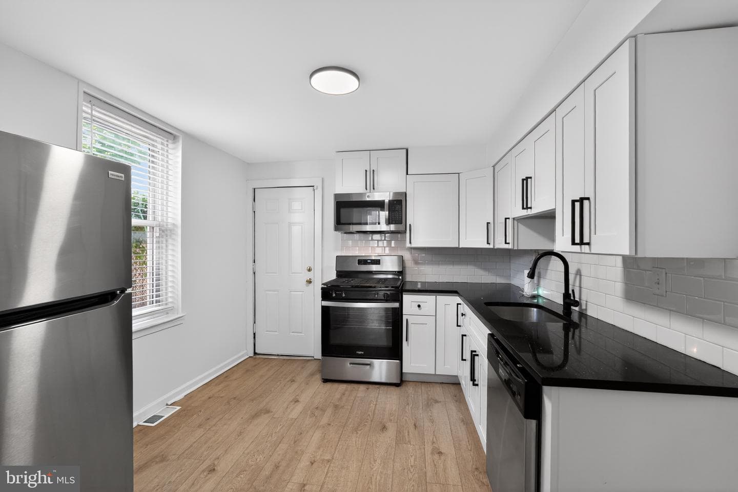 1823 N 26th Street photo 6