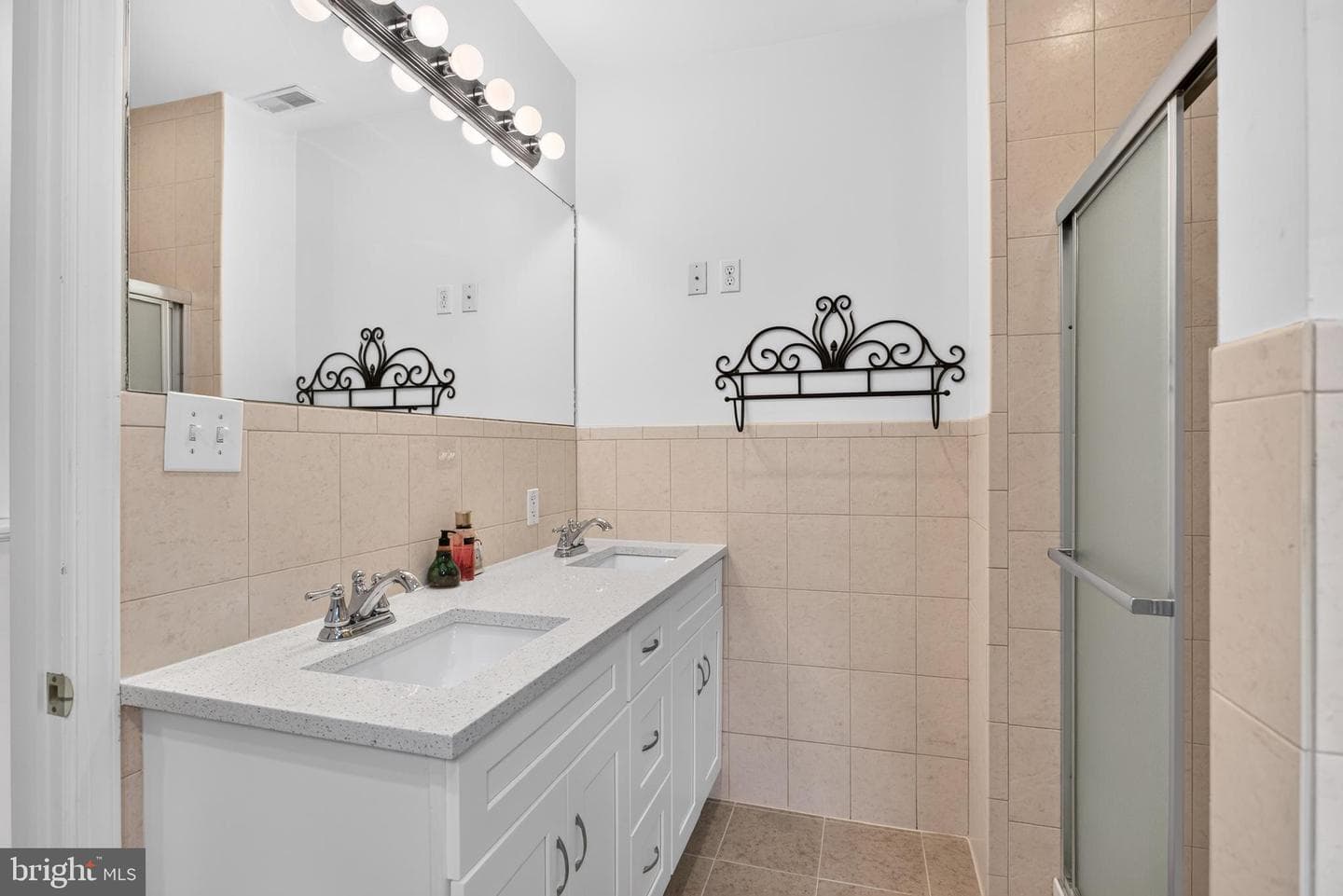 1235 S 3rd Street photo 14