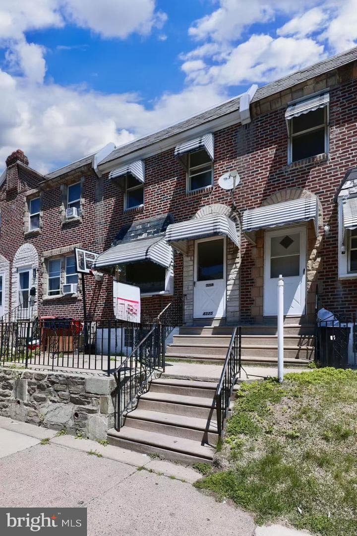 4325 Loring Street, Philadelphia