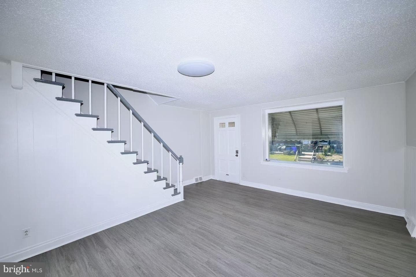 4325 Loring Street photo 3