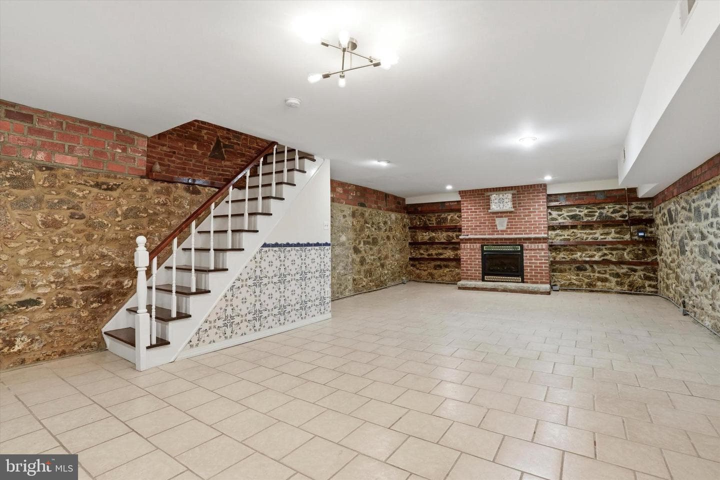 1514 E Moyamensing Avenue photo 28