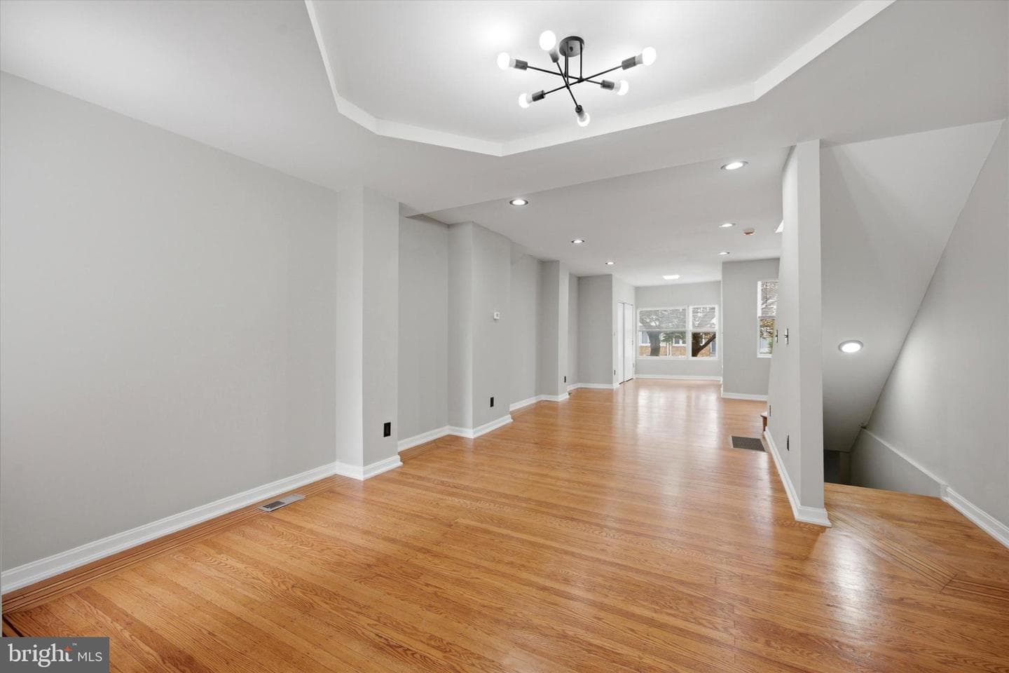 7018 Forrest Avenue photo 12