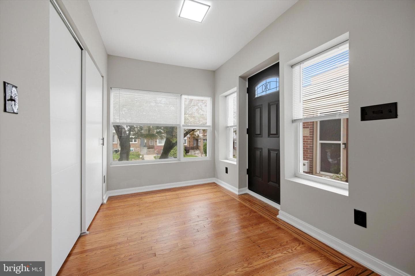 7018 Forrest Avenue photo 6