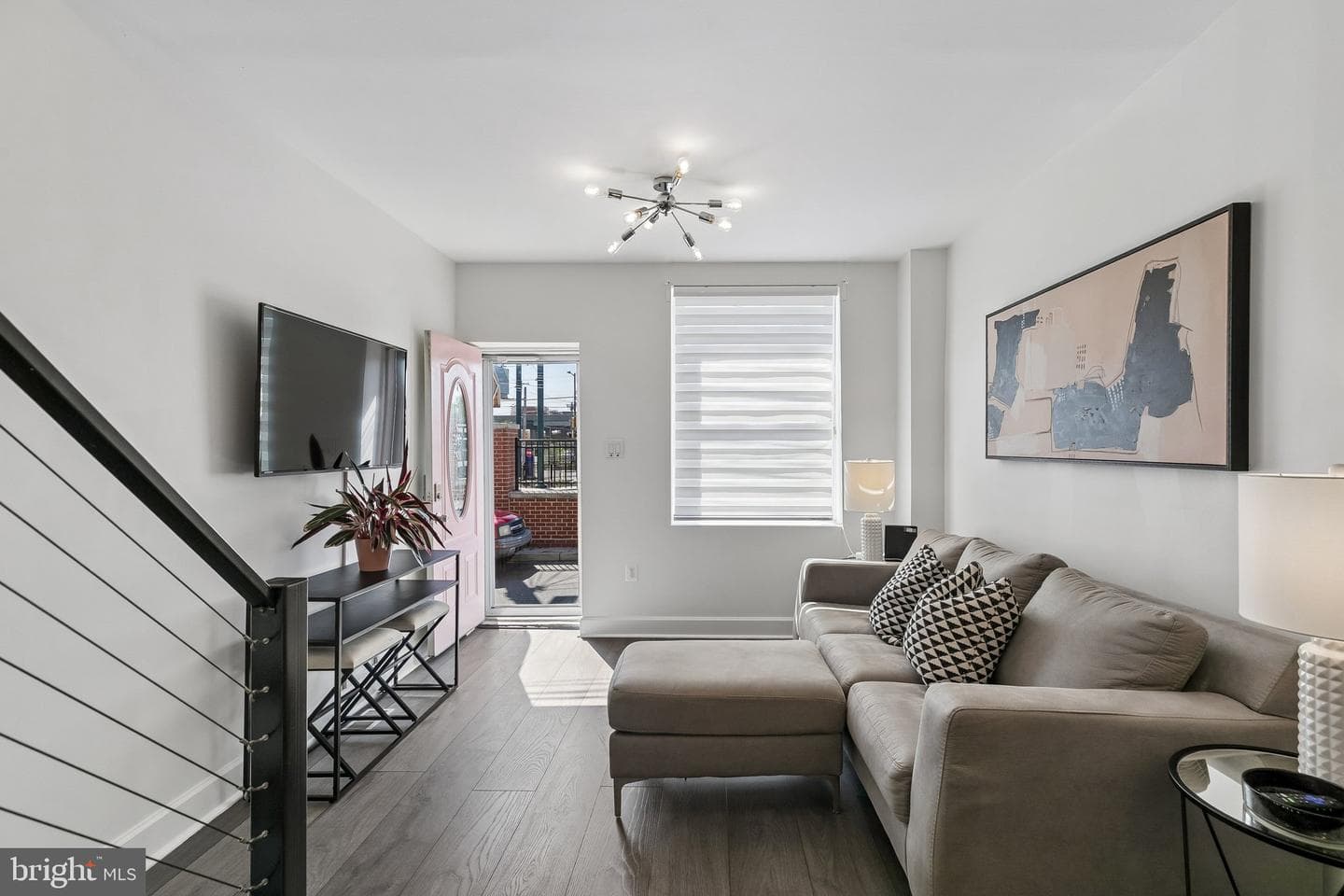 3274 Emery Street photo 9