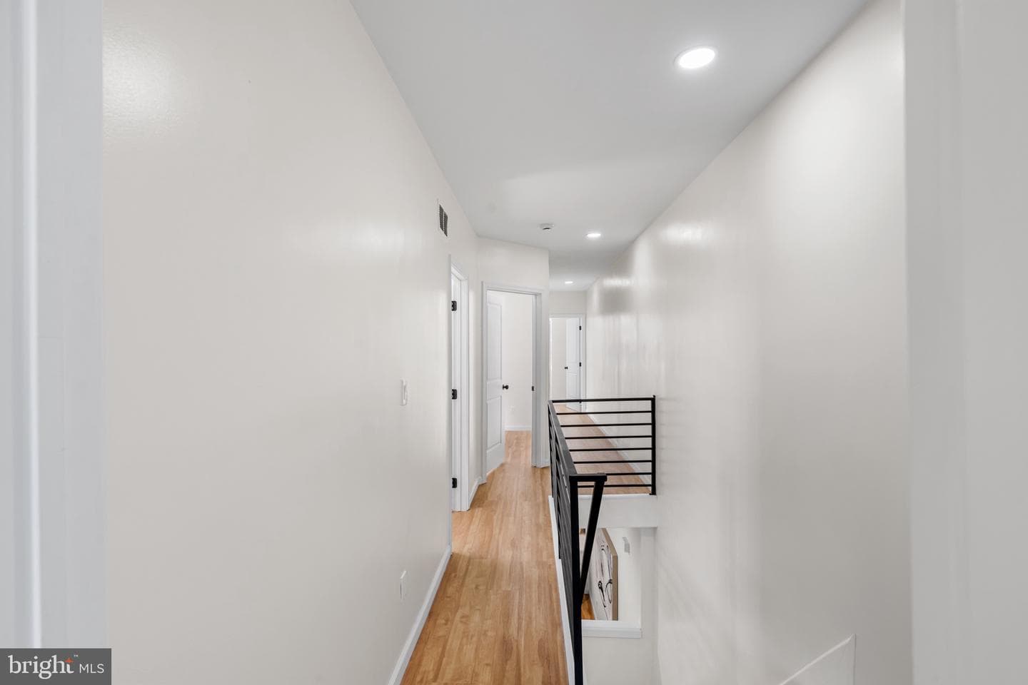 5320 Walton Avenue photo 16