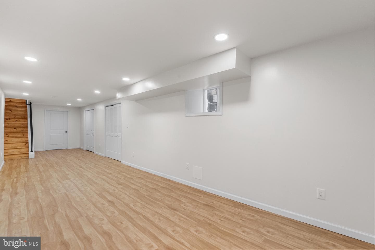 5320 Walton Avenue photo 32