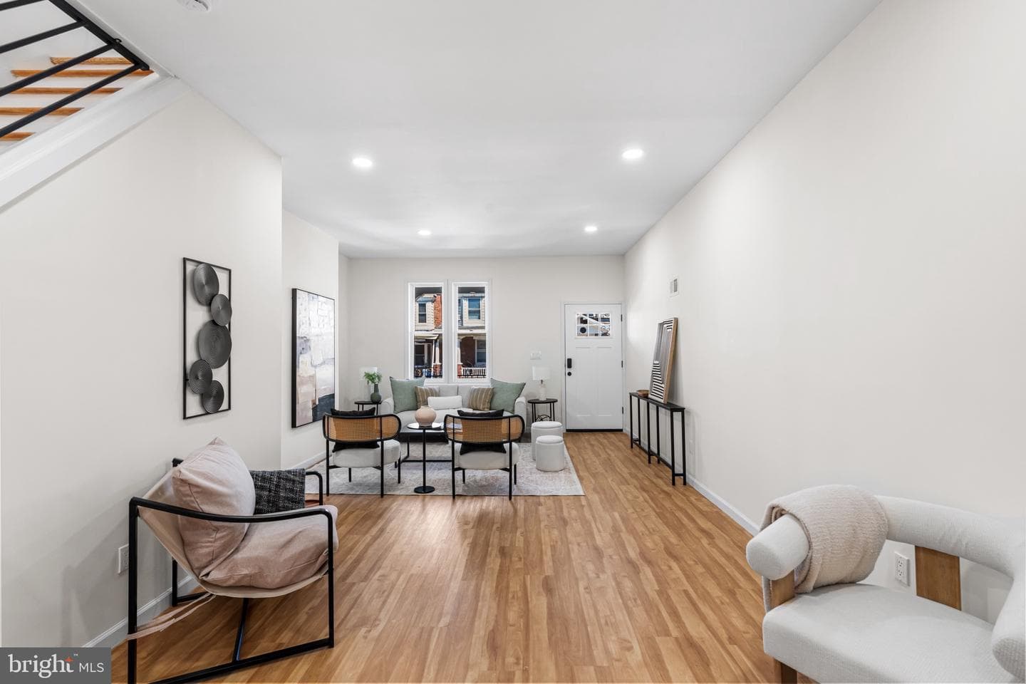 5320 Walton Avenue photo 4