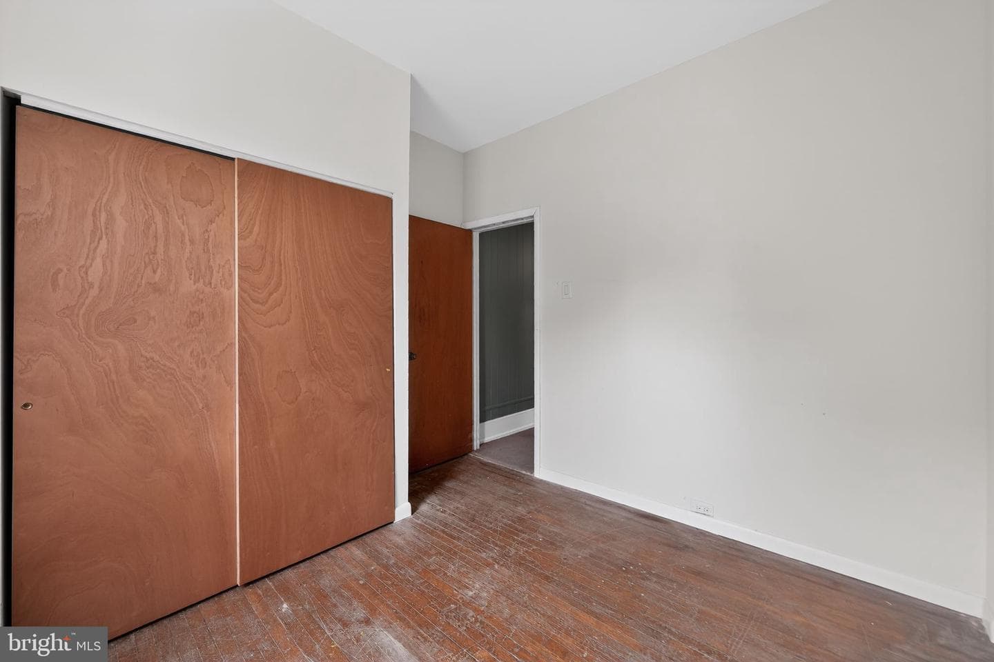 1325 E Montgomery Avenue photo 21
