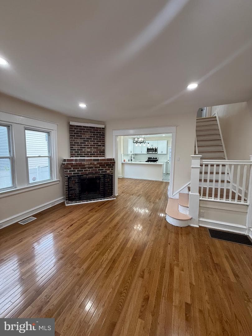 825 Rhawn Street photo 13