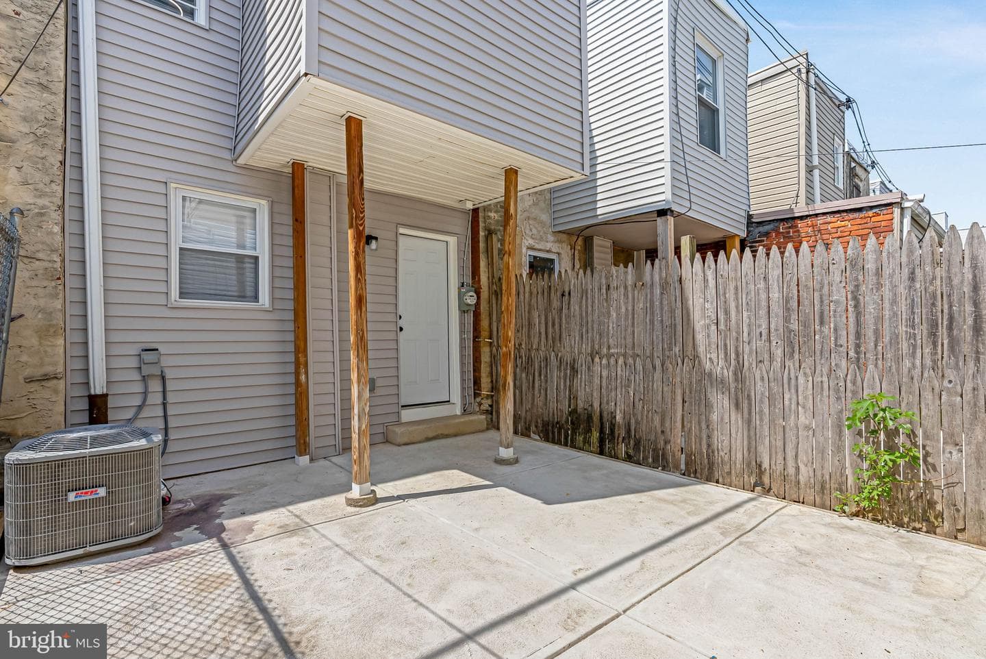 1541 S Stillman Street photo 11