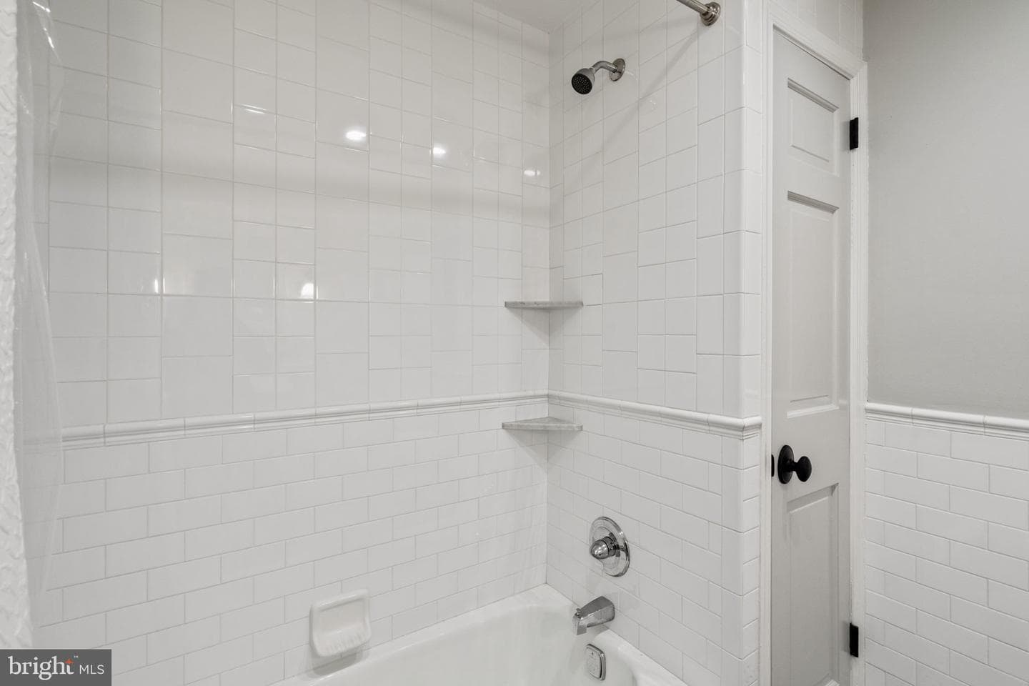 311 Pemberton Street photo 22