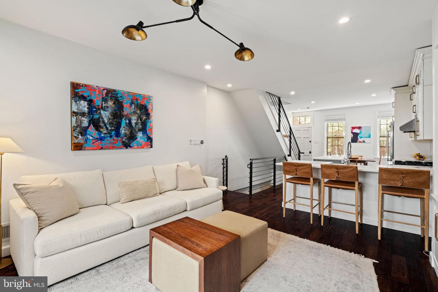 311 Pemberton Street photo 8