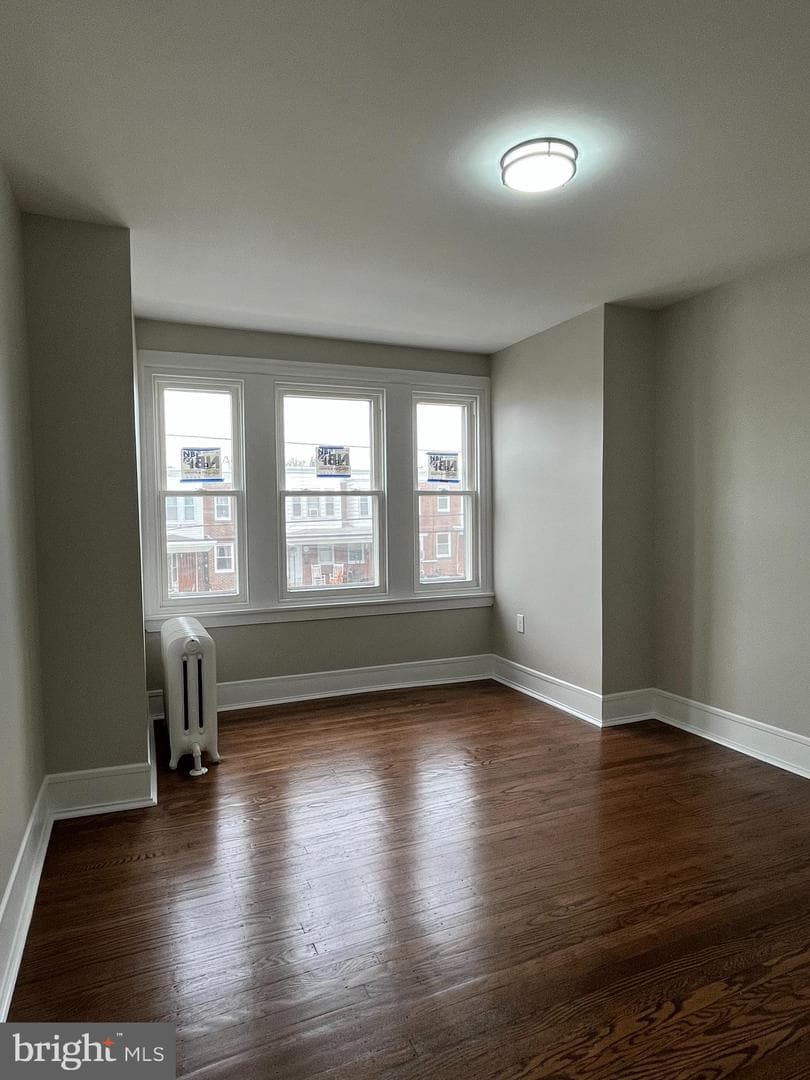 457 Robbins Street photo 12