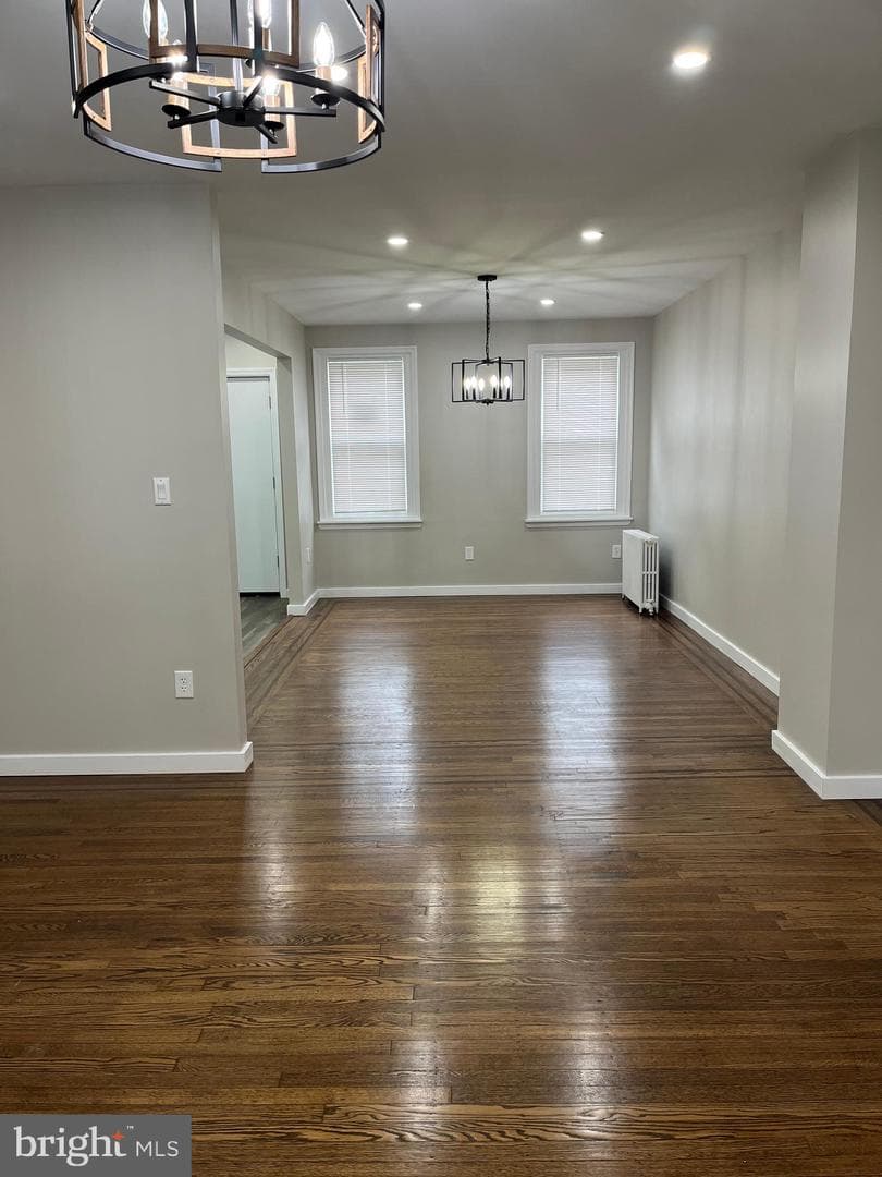 457 Robbins Street photo 4