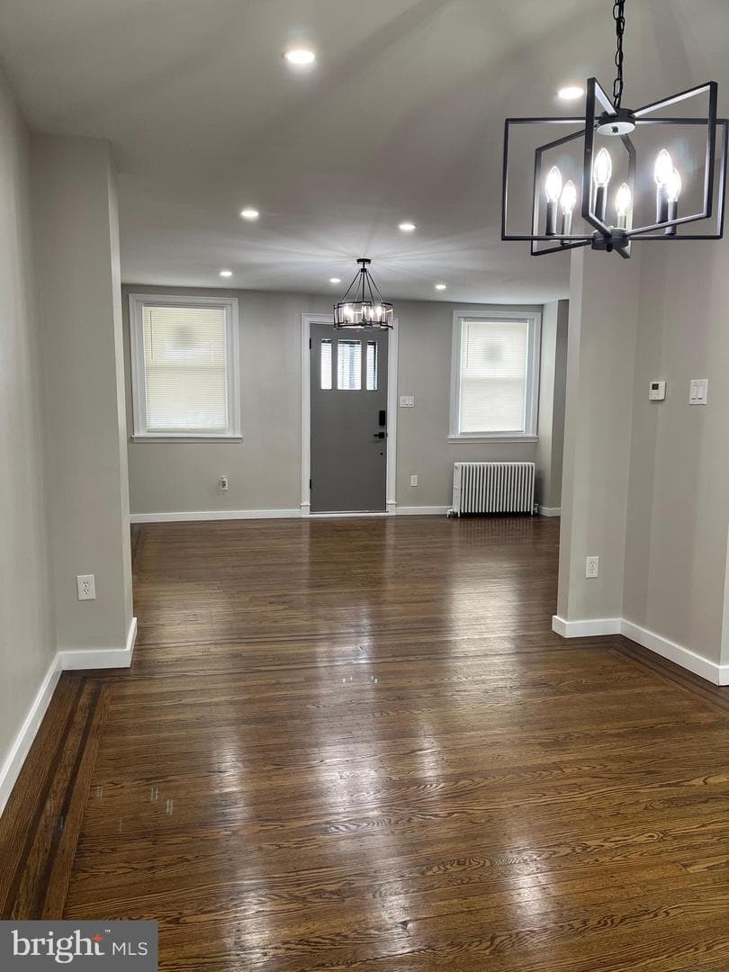 457 Robbins Street photo 5