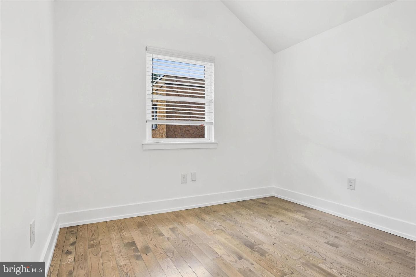 1632 S Clarion Street photo 22