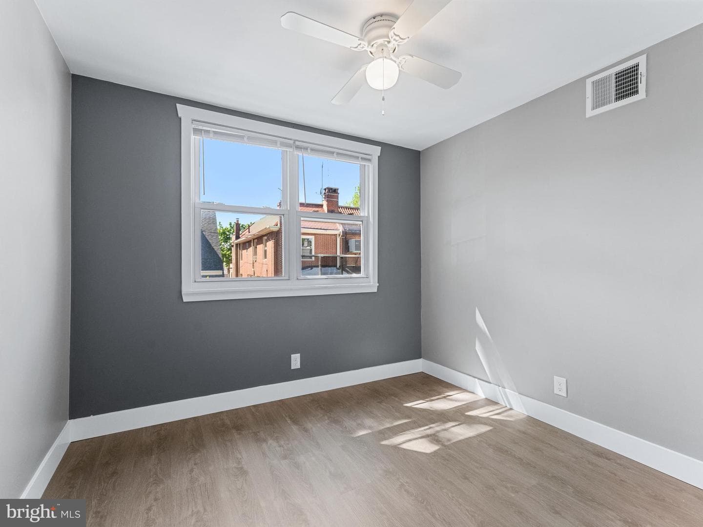 2444 S Lambert Street photo 18