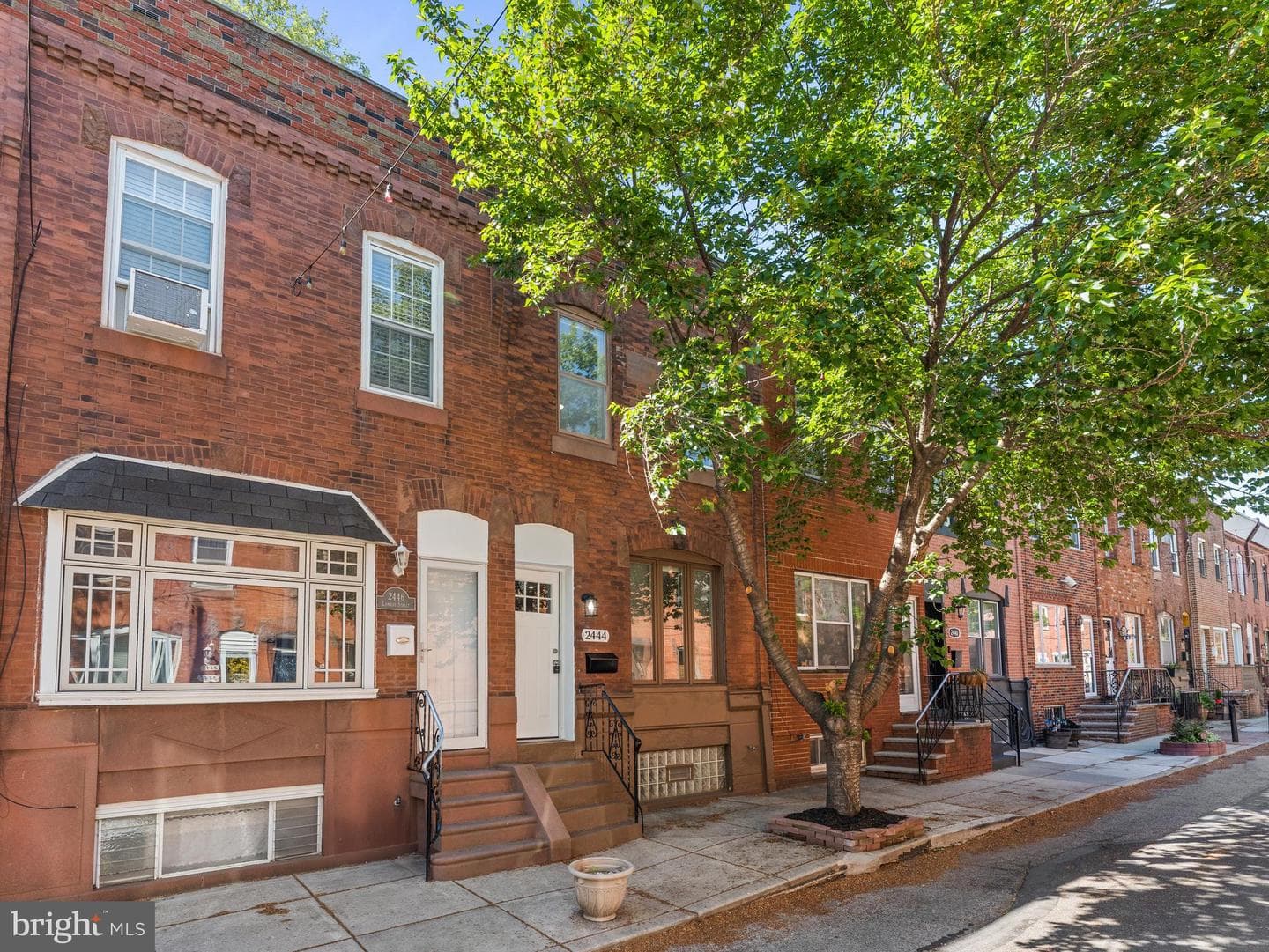 2444 S Lambert Street photo 3