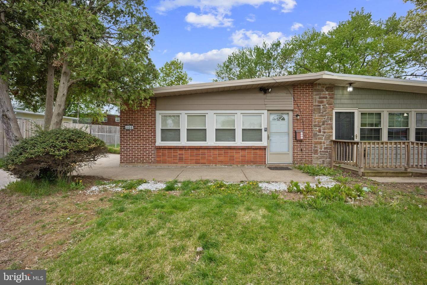 1106 Grant Avenue photo 1