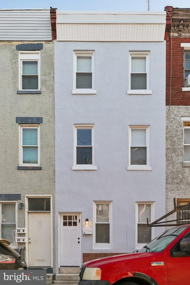 21 E Silver Street, Philadelphia