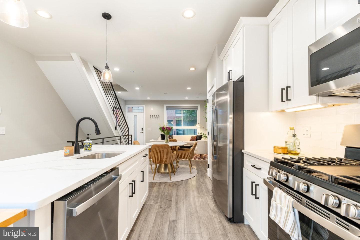 2224 N Hope Street photo 13
