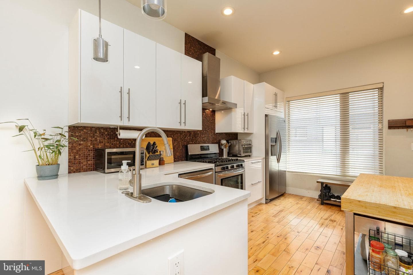 1352 N Palethorp Street photo 8