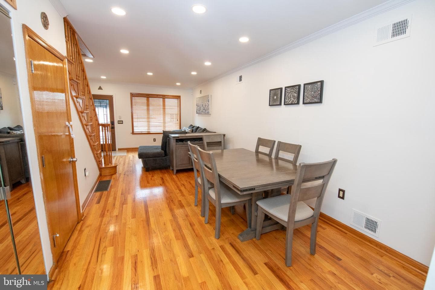 2650 S Hicks Street photo 10