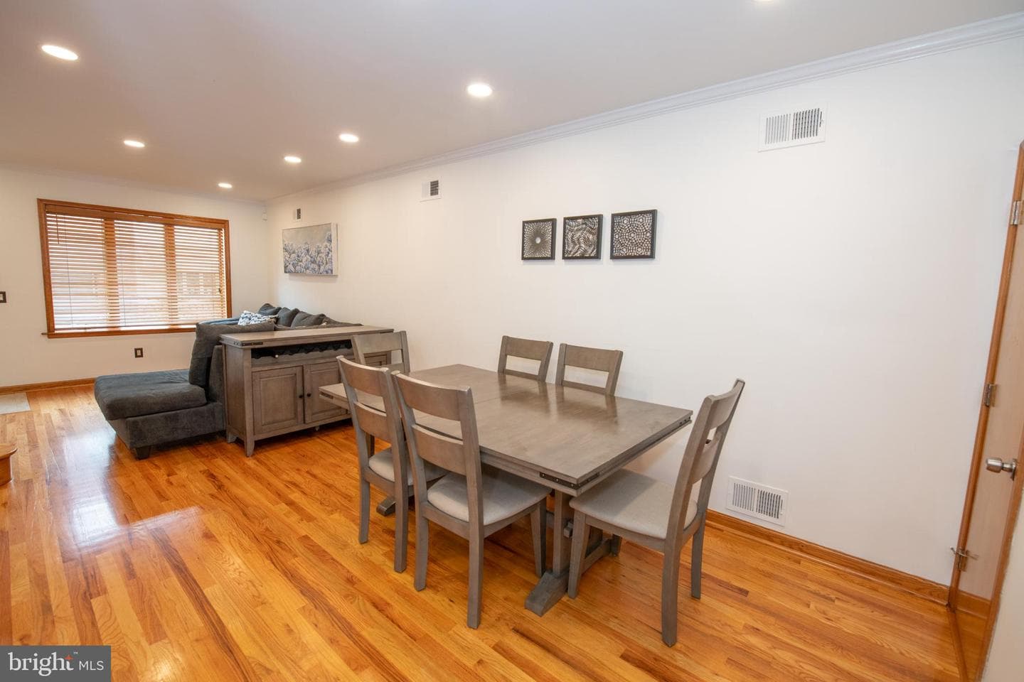 2650 S Hicks Street photo 11