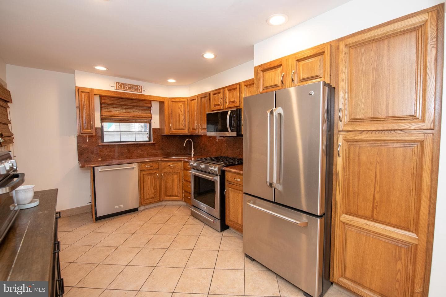 2650 S Hicks Street photo 4
