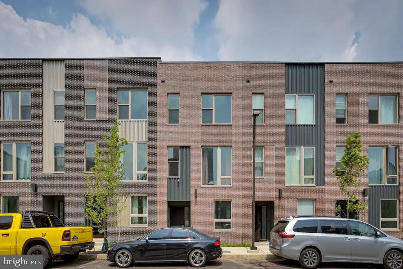 2026 Northbank Place photo 14