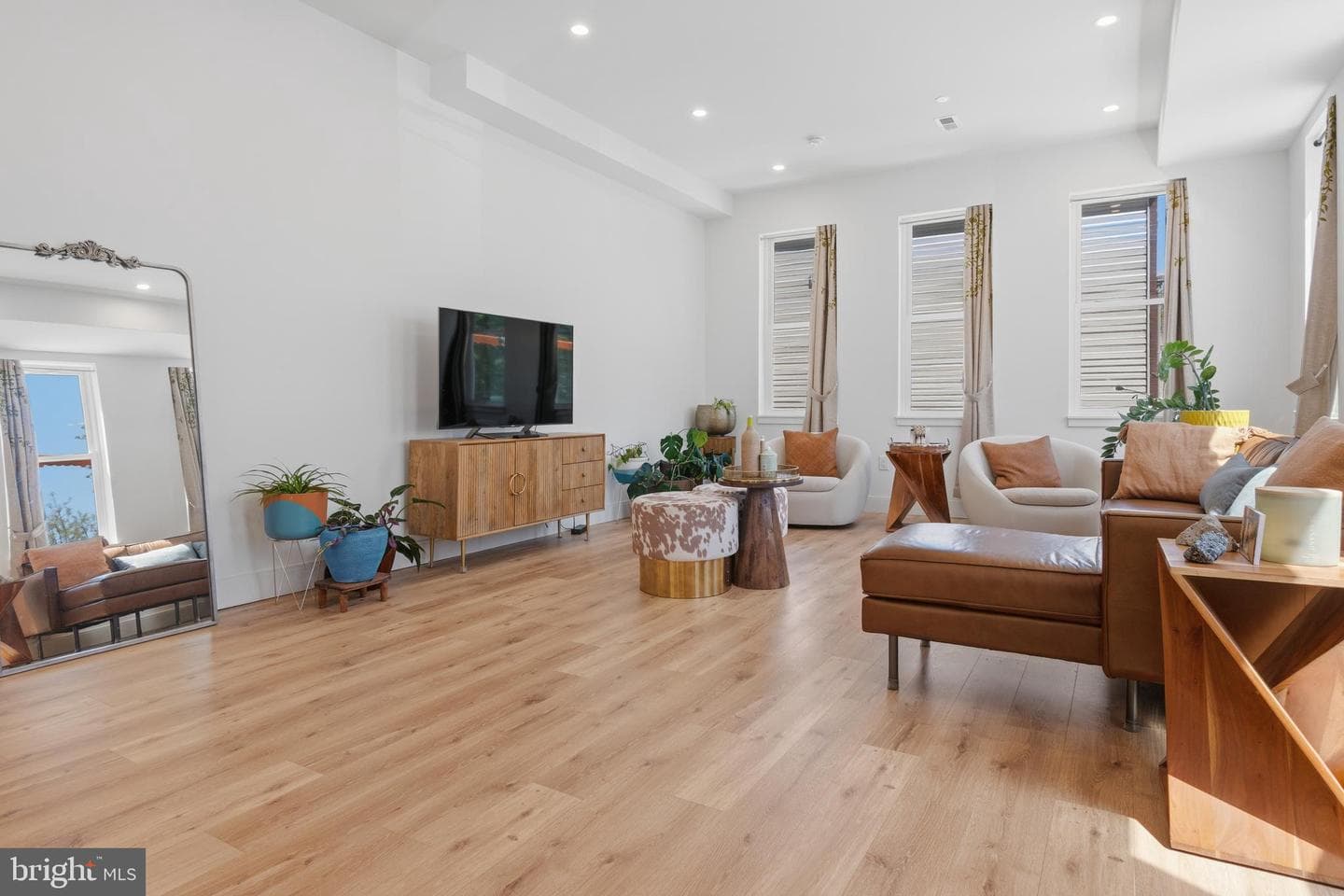 6671 Ross Street photo 5
