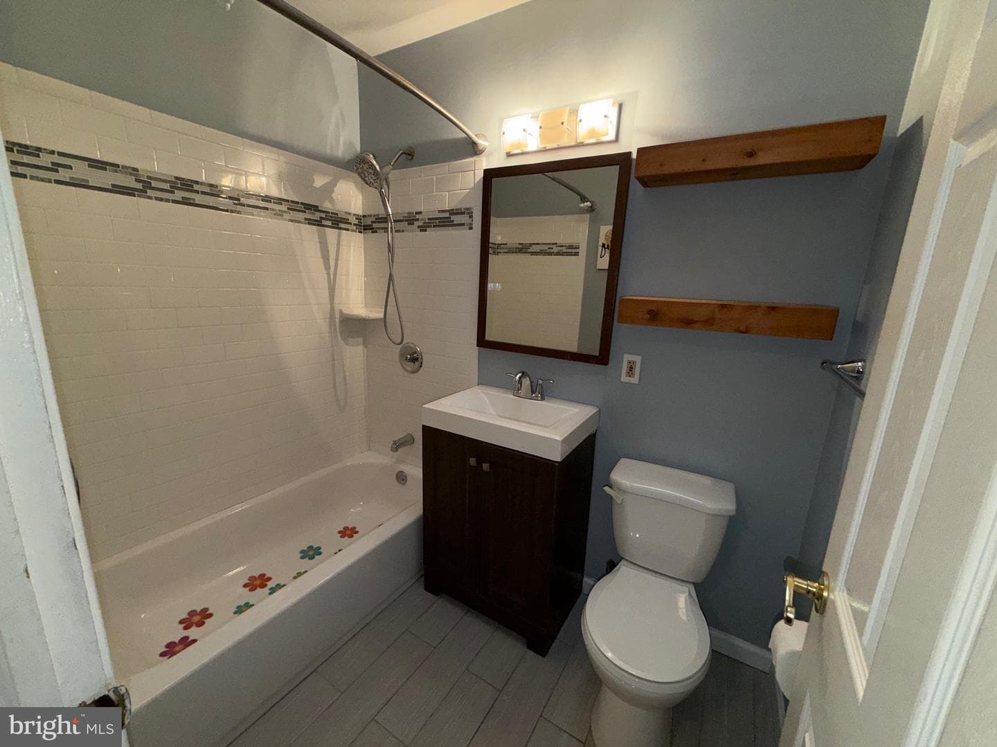 7625 Thouron Avenue photo 18
