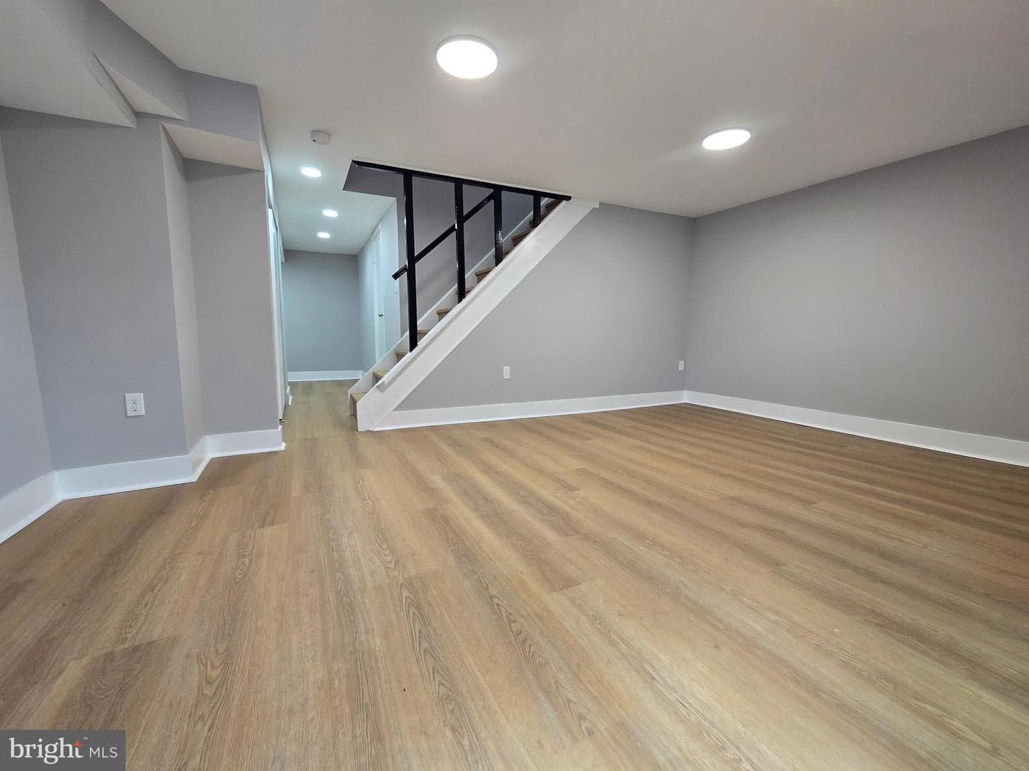1327 Kings Place photo 26