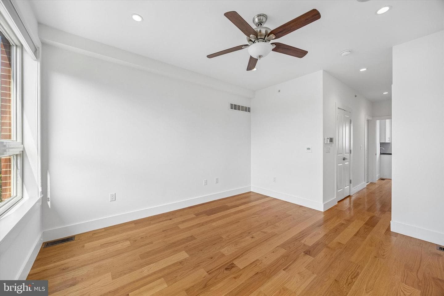 405 Greenwich Street photo 14