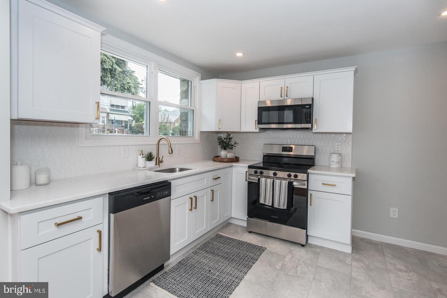 7901 Verree Road photo 12
