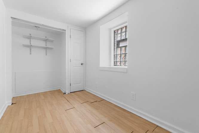 2210 Bryn Mawr Avenue photo 30