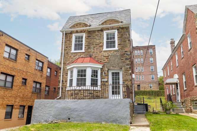 2210 Bryn Mawr Avenue photo 37