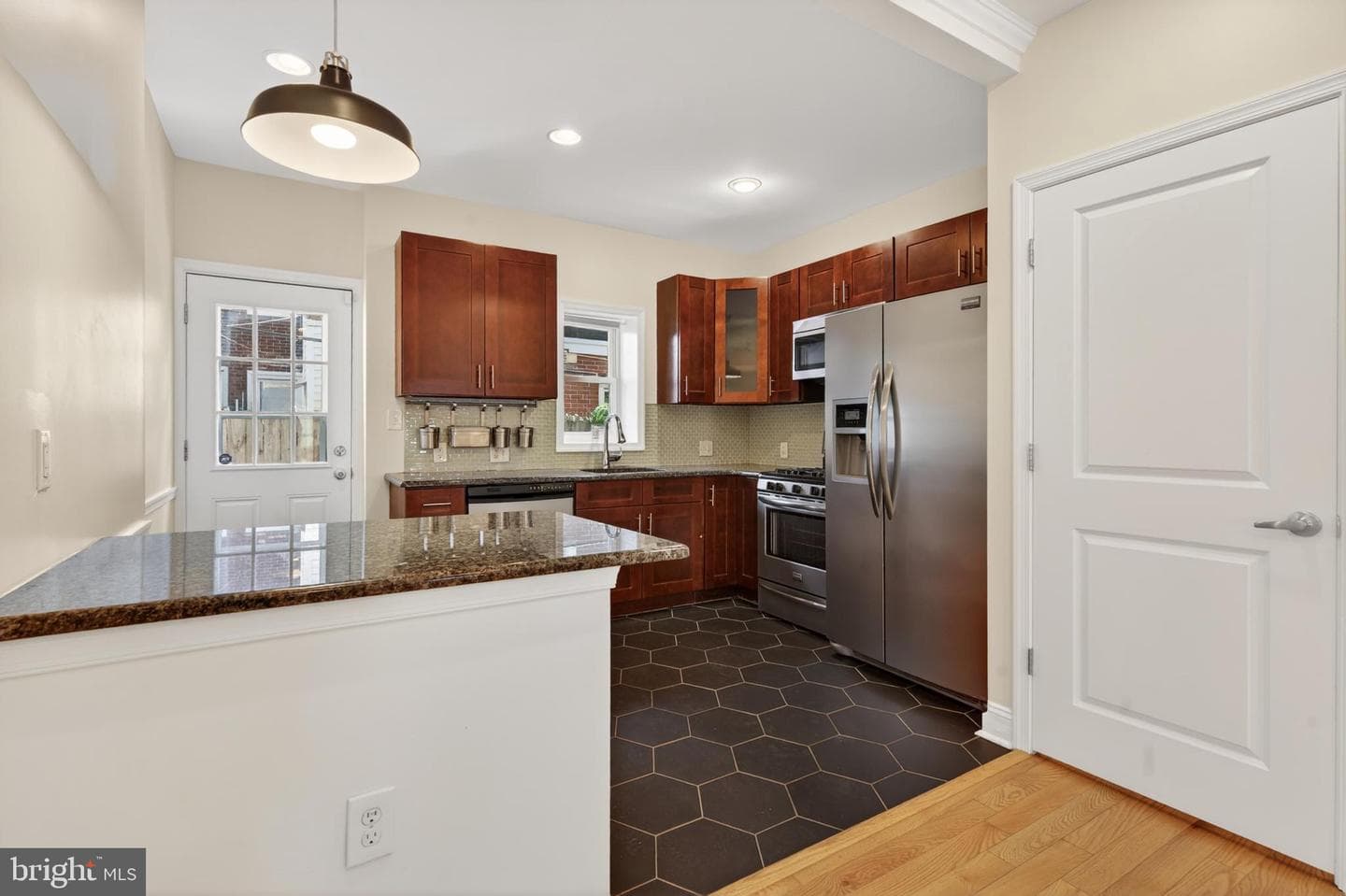 2355 E Harold Street photo 7
