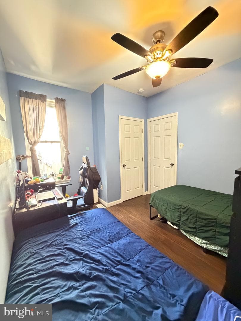 2127 W Cambria Street photo 28